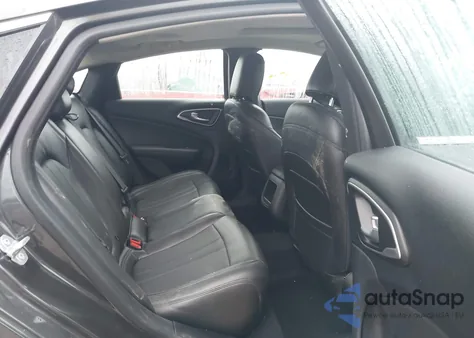 2016 Chrysler 200 Limited из США, поврежденный, VIN 1C3CCCAB2GN116582